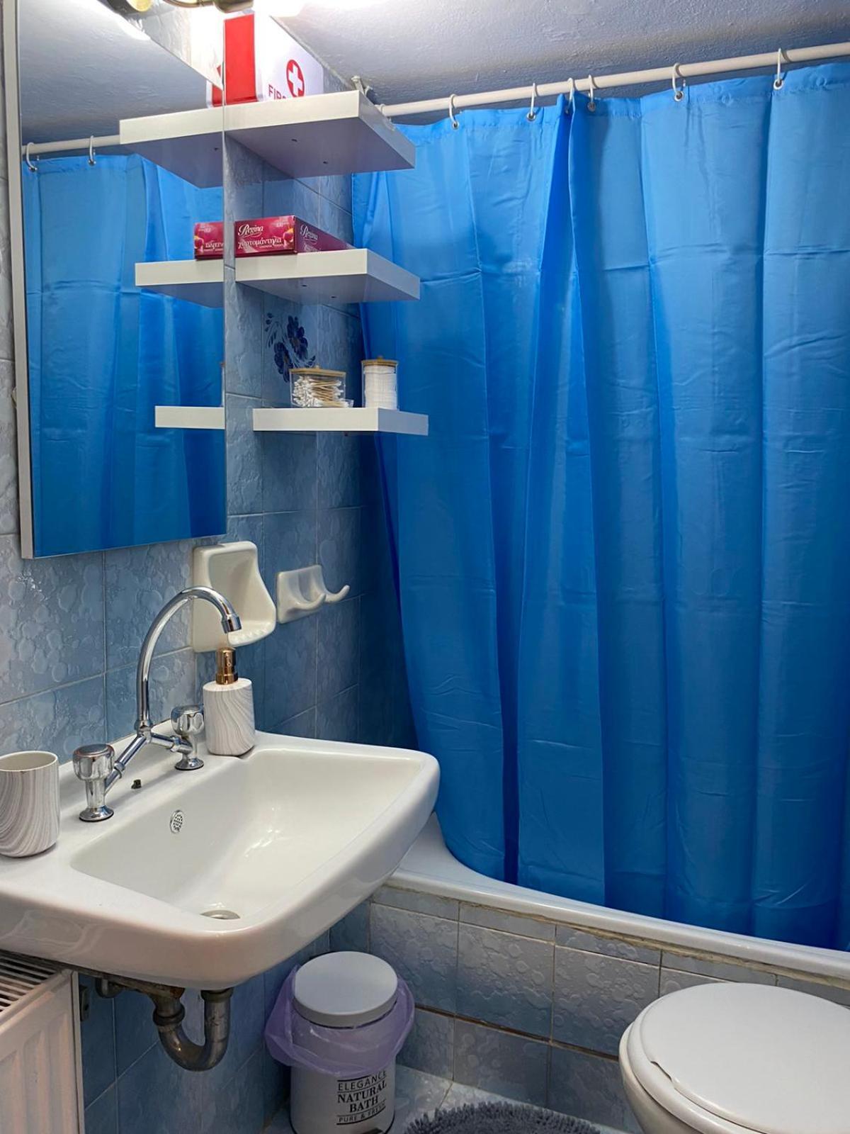 Marina'S House Villa Đảo Đảo Salamis Ngoại thất bức ảnh