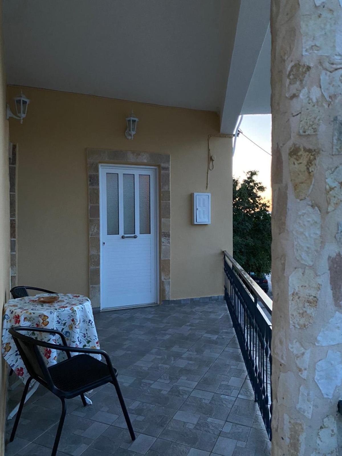 Marina'S House Villa Đảo Đảo Salamis Ngoại thất bức ảnh